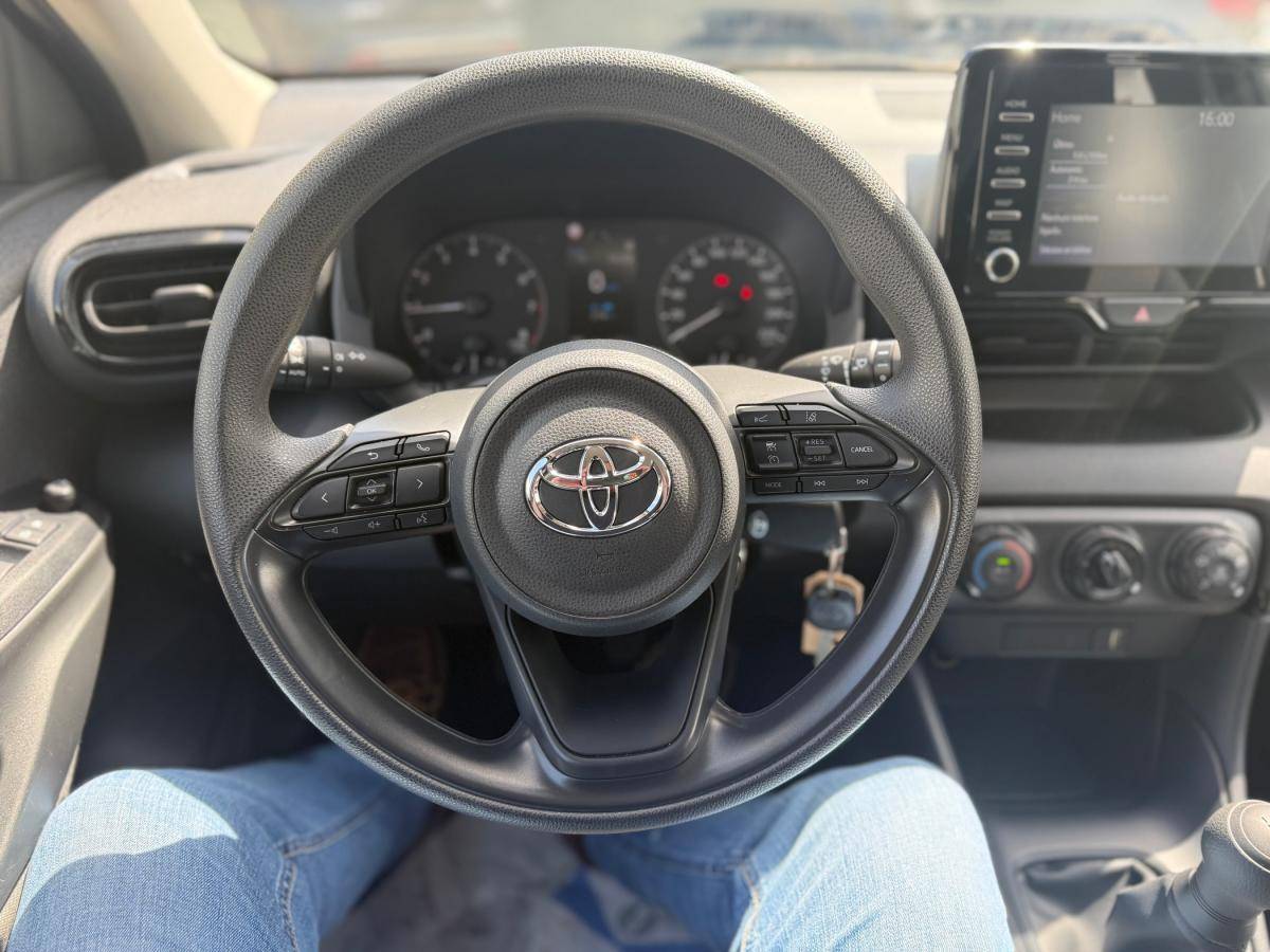 toyota-yaris-2021-gasolina-998cc