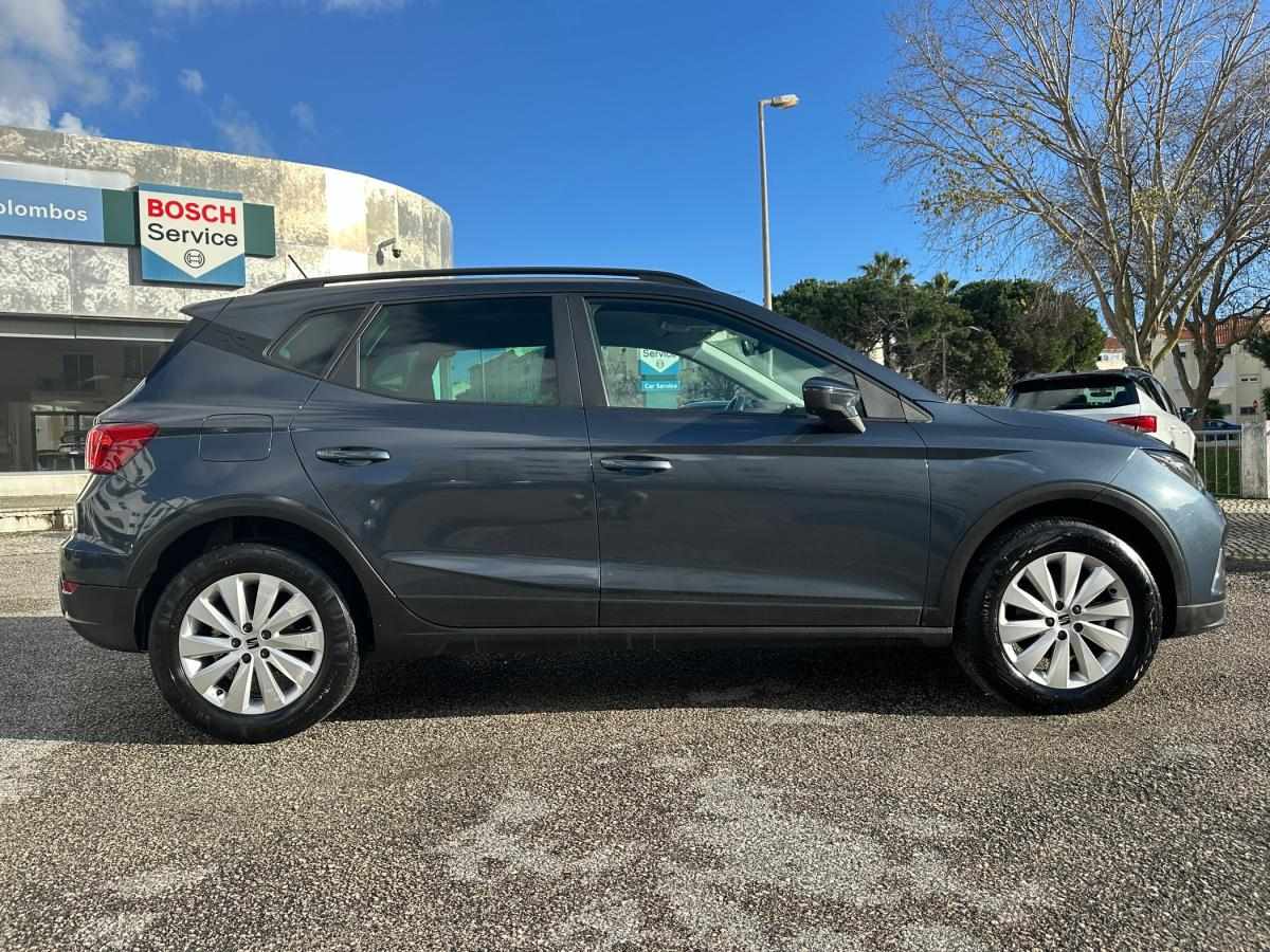 seat-arona-2023-gasolina-999cc