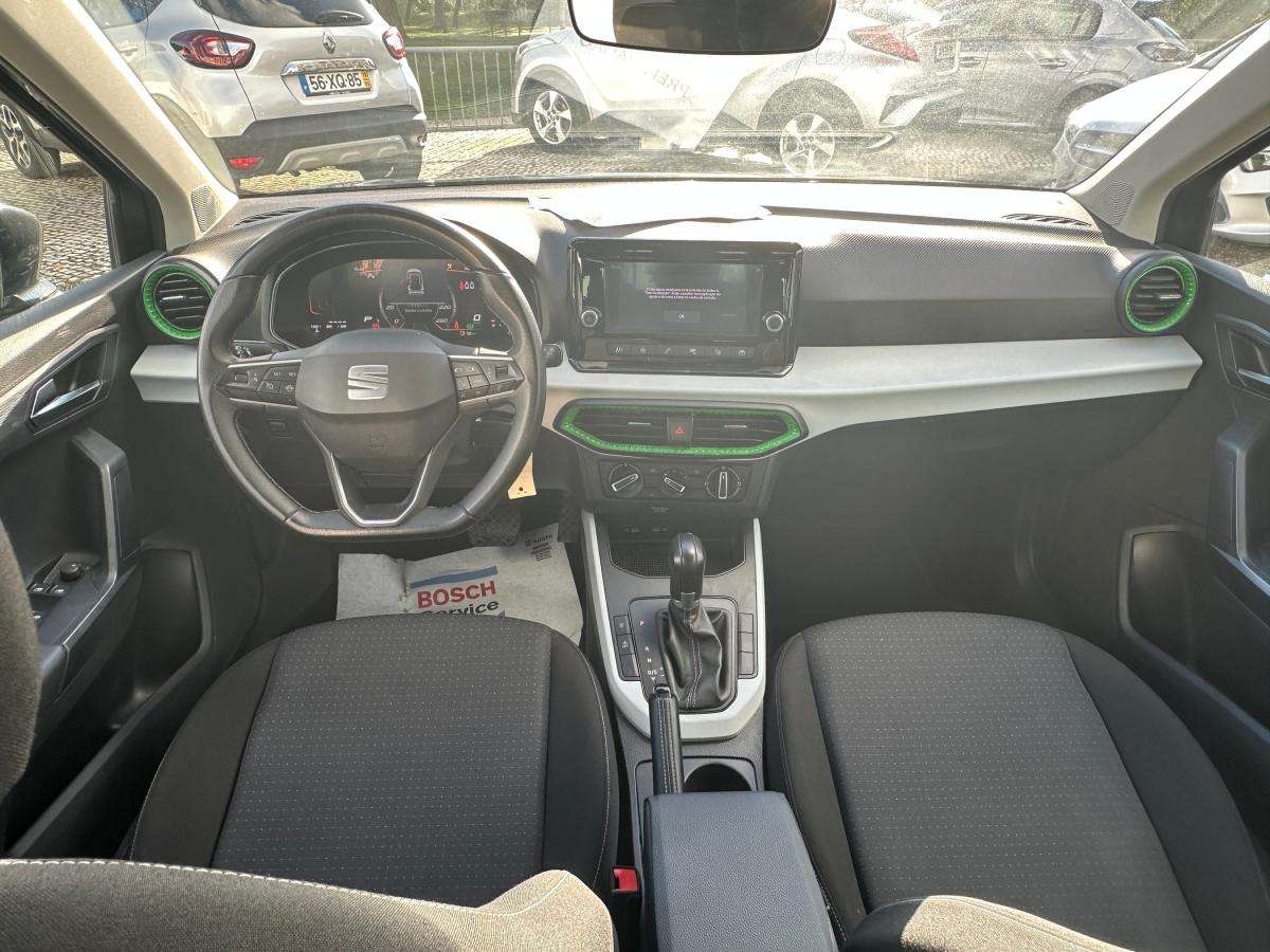 seat-arona-2023-gasolina-999cc