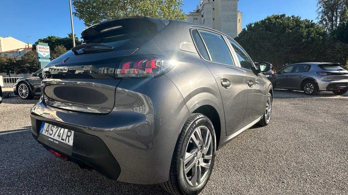 peugeot-208-2023-gasolina-1199cc