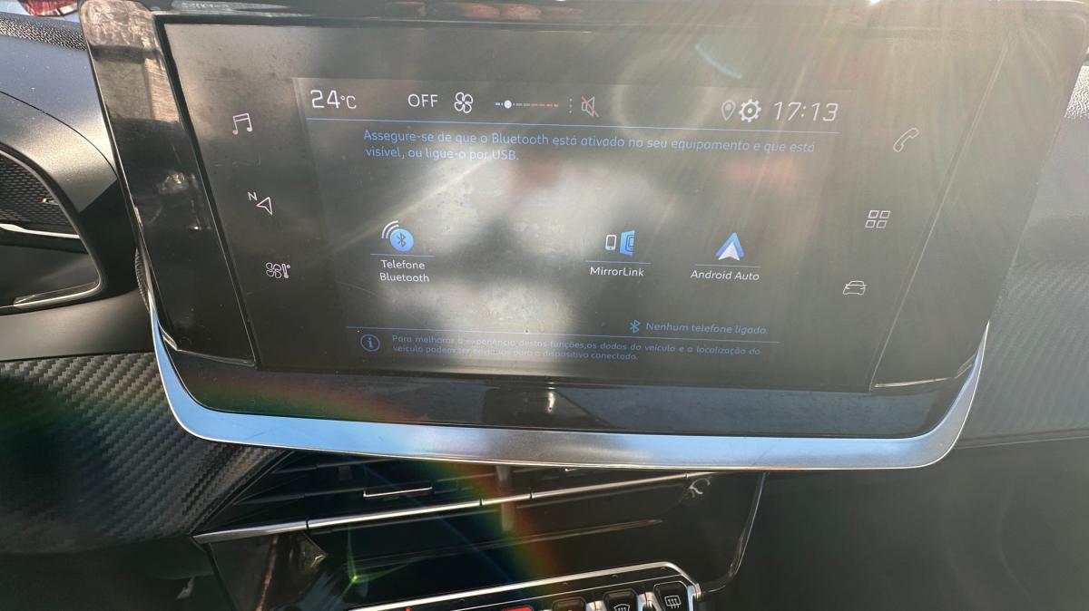 peugeot-208-2023-gasolina-1199cc