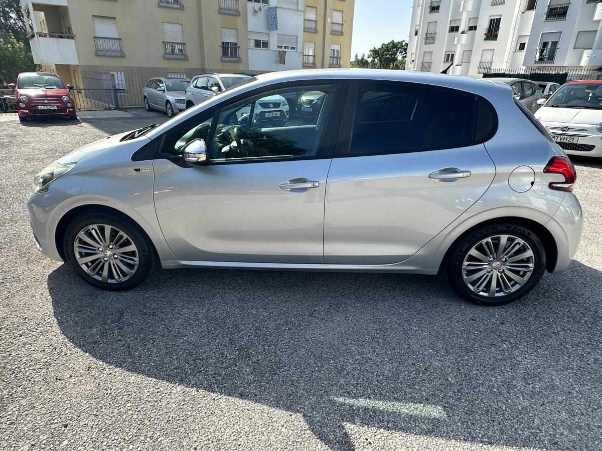peugeot-208-2016-gasolina-1199cc