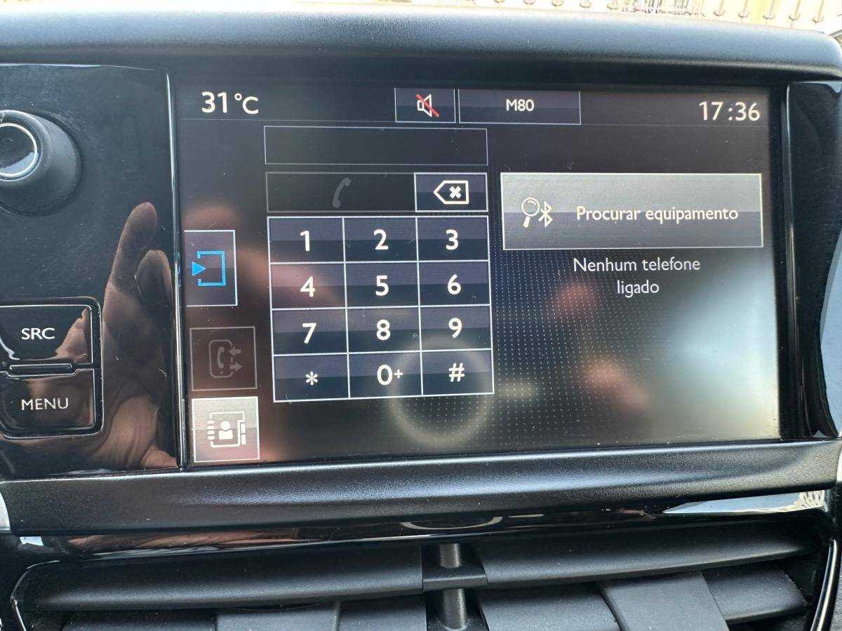 peugeot-208-2016-gasolina-1199cc