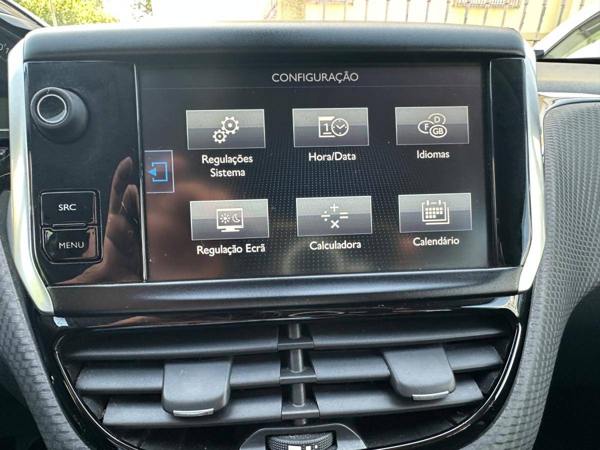 peugeot-208-2016-gasolina-1199cc