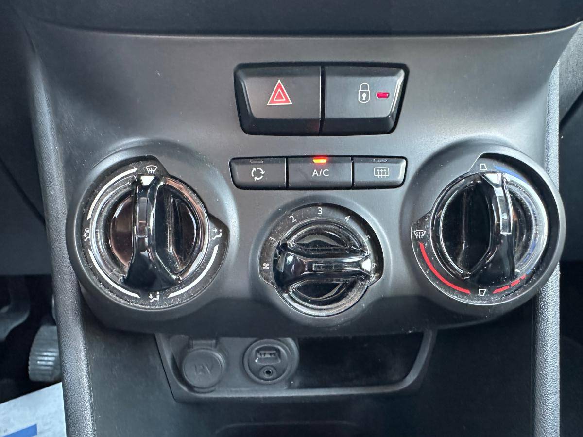 peugeot-208-2016-gasolina-1199cc