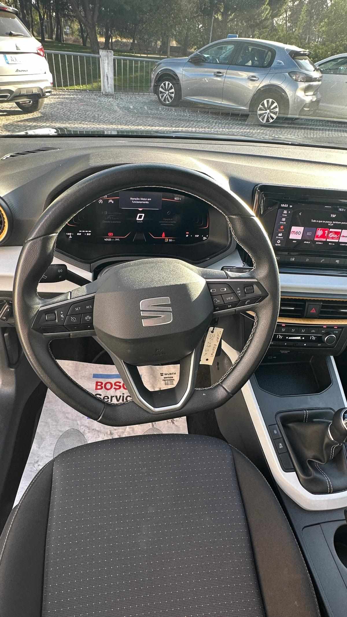 seat-arona-2025-gasolina-999cc