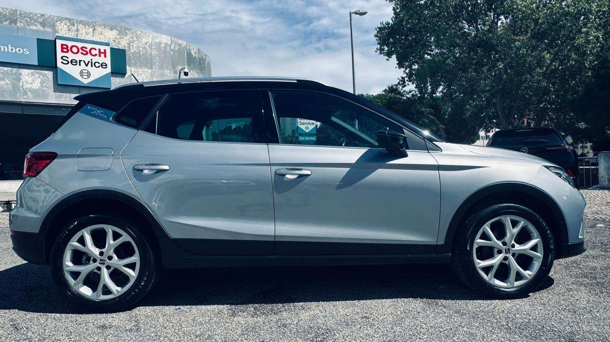 seat-arona-2023-gasolina-999cc