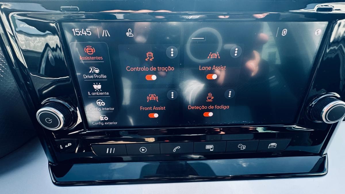 seat-arona-2023-gasolina-999cc