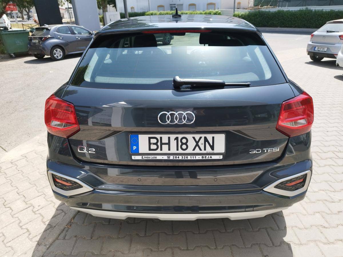 audi-q2-2024-gasolina-999cc