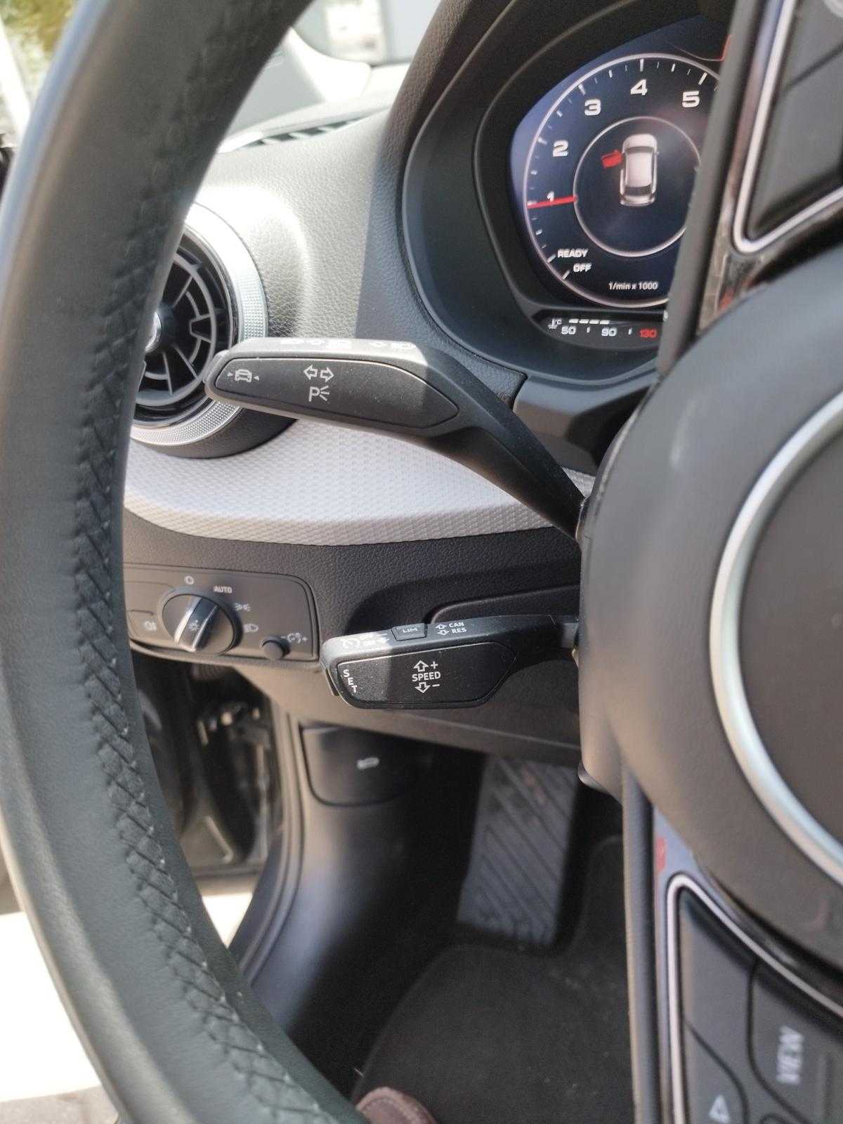 audi-q2-2024-gasolina-999cc