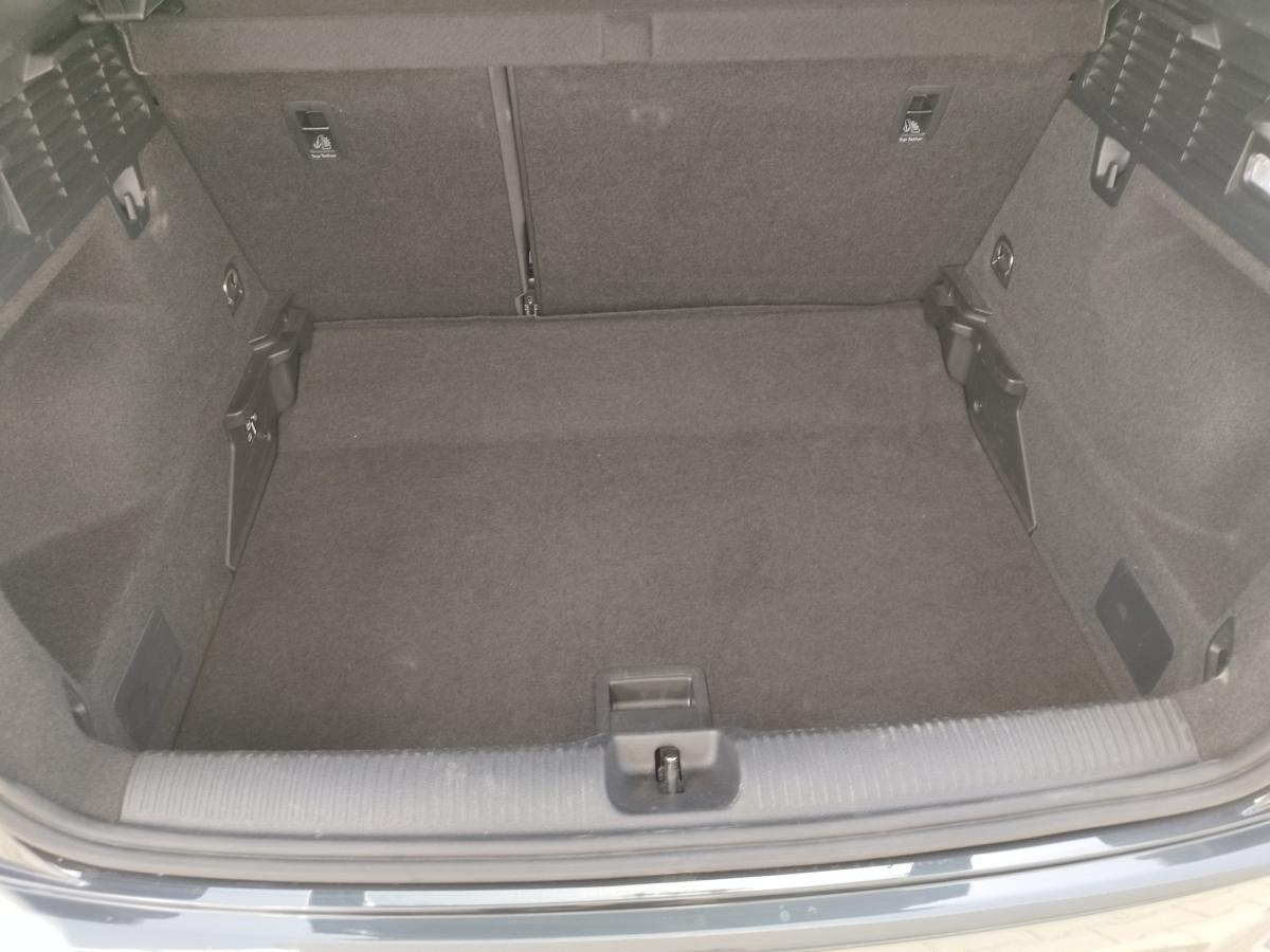 audi-q2-2024-gasolina-999cc