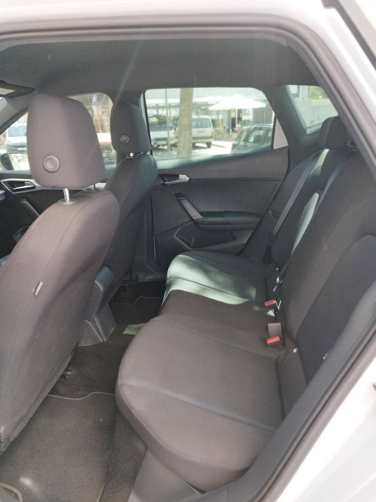 seat-arona-2025-gasolina-999cc