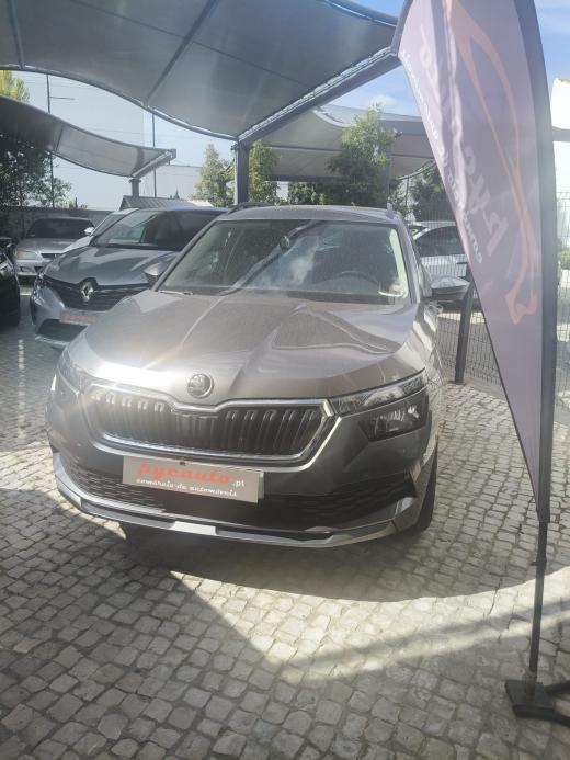 skoda-kamiq-2023-gasolina-999cc