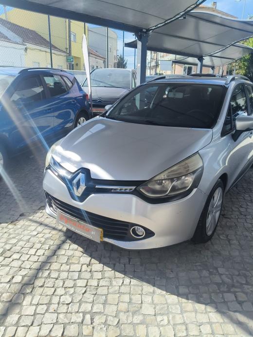 renault-clio-sport-tourer-2013-diesel-1461cc