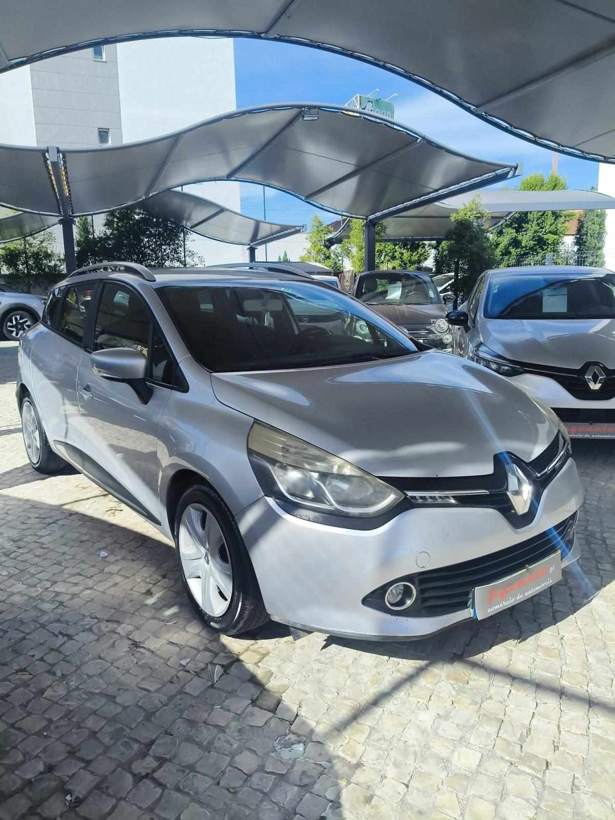 renault-clio-sport-tourer-2013-diesel-1461cc