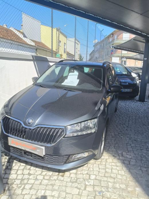 skoda-fabia-2021-gasolina-999cc