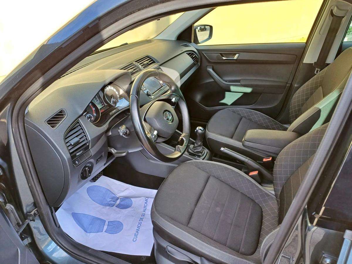 skoda-fabia-2021-gasolina-999cc