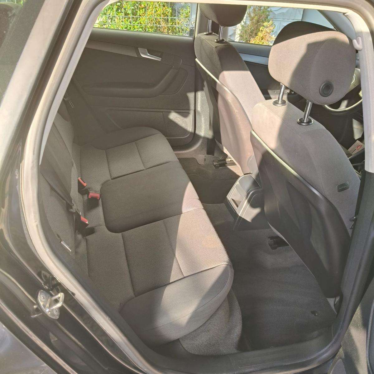 audi-a3-sportback-2012-diesel-1598cc