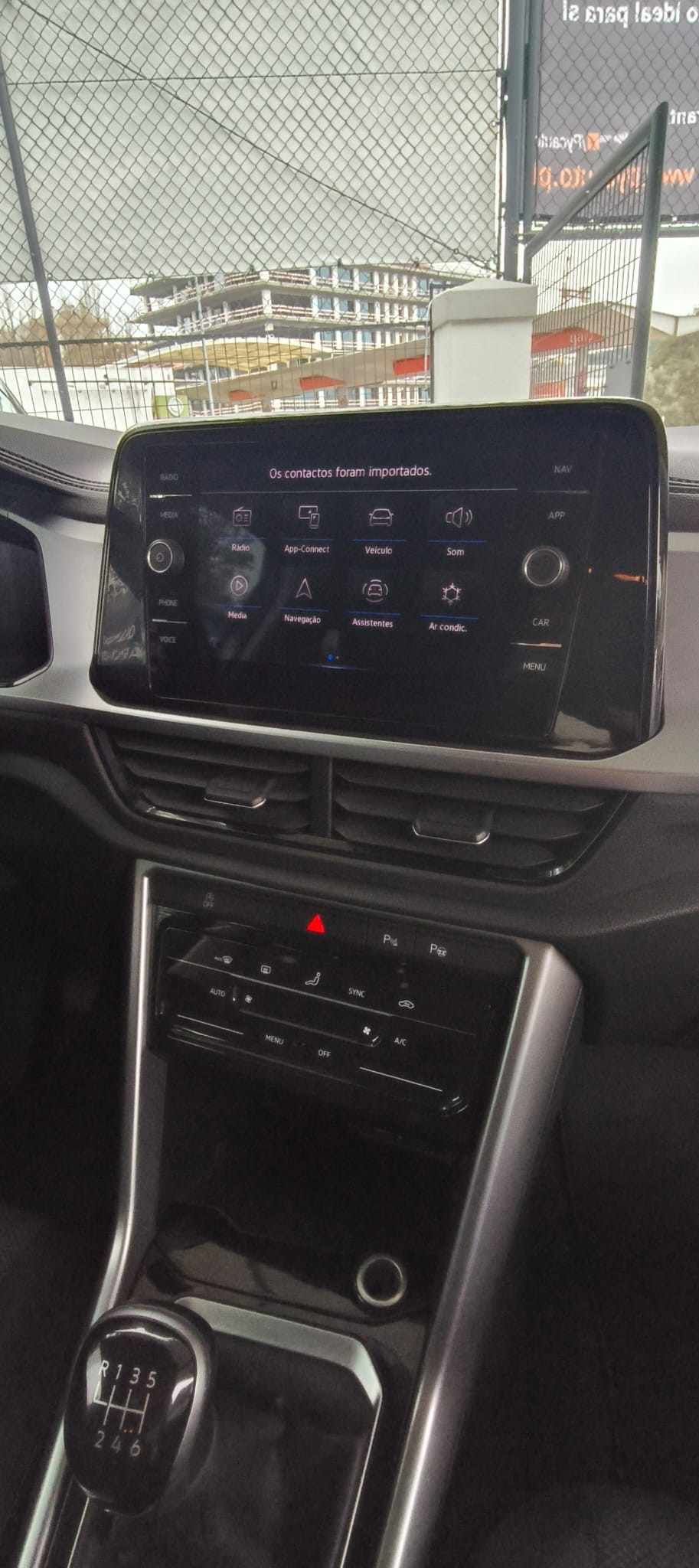 volkswagen-t-roc-2024-gasolina-999cc