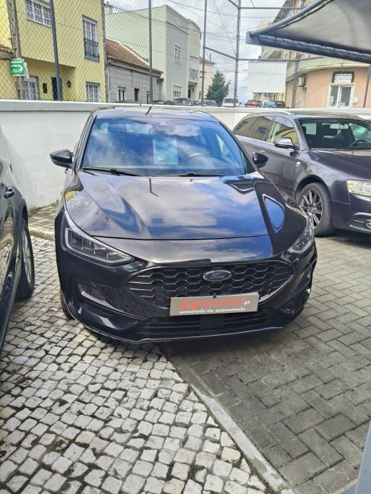 ford-focus-2023-hibrido-a-gasolina-999cc