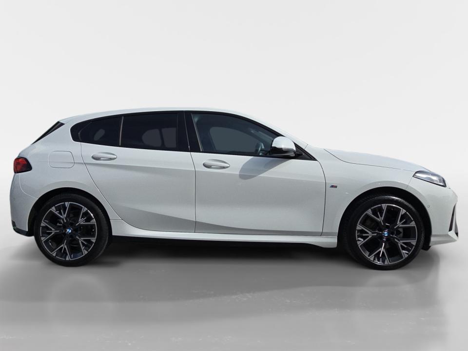 bmw-serie-1-2025-gasolina-1499cc