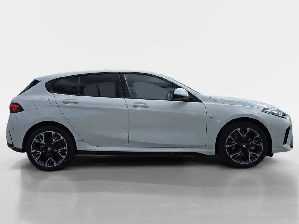 bmw-serie-1-2025-gasolina-1499cc