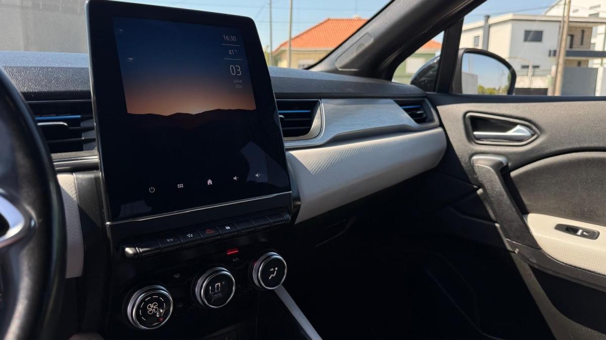 renault-captur-2021-hibrido-1598cc