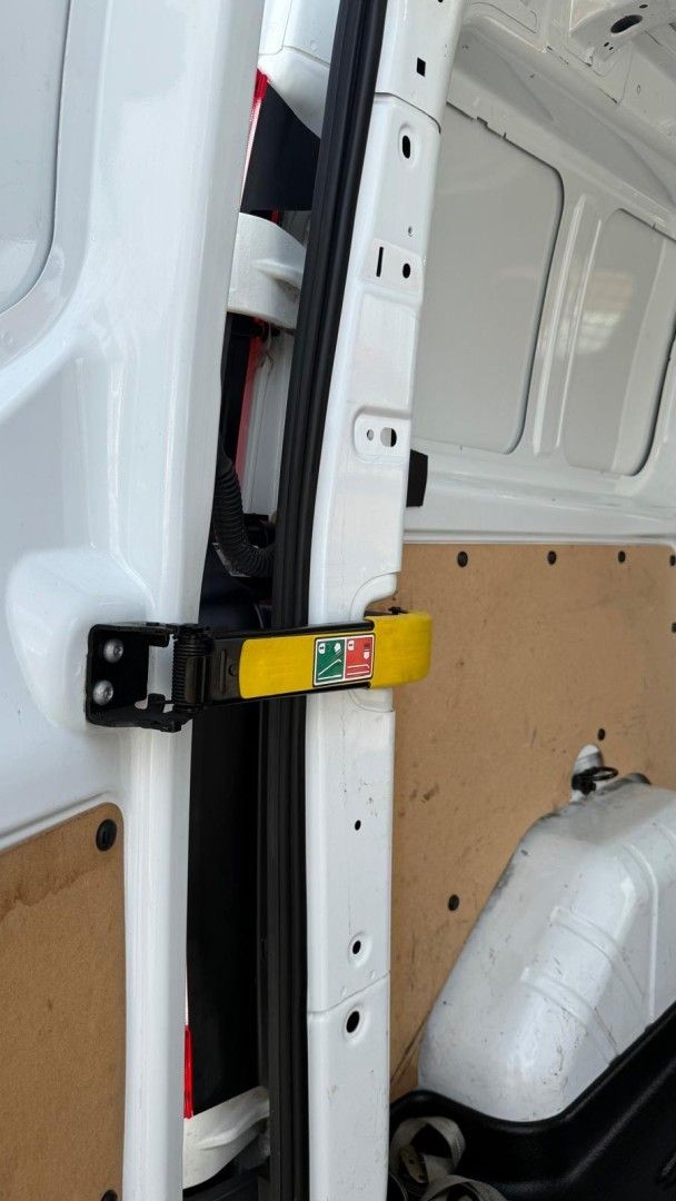 ford-transit-custom-2013-diesel-2198cc