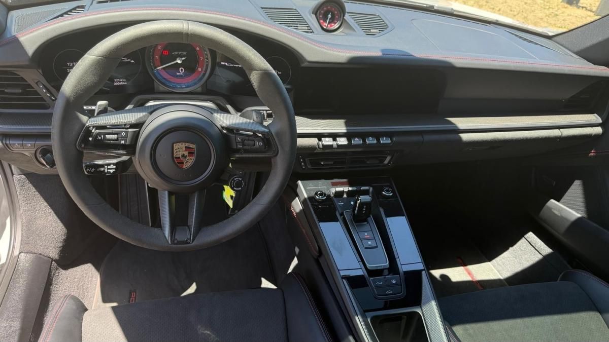porsche-992-2023-gasolina-2981cc
