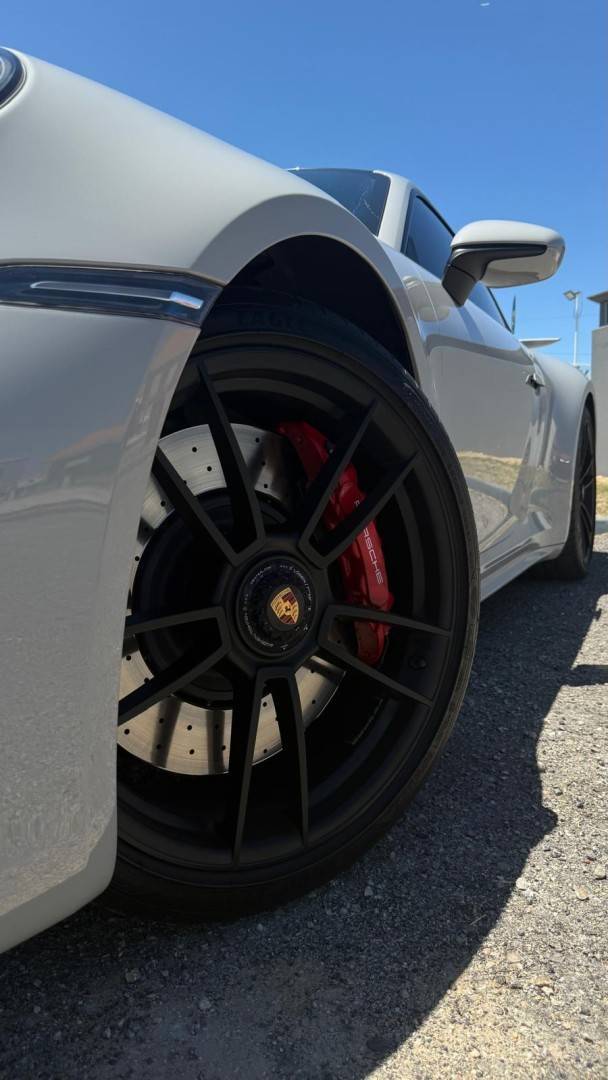 porsche-992-2023-gasolina-2981cc