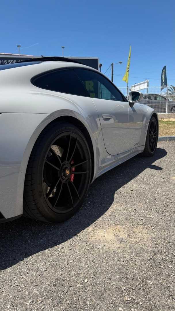 porsche-992-2023-gasolina-2981cc