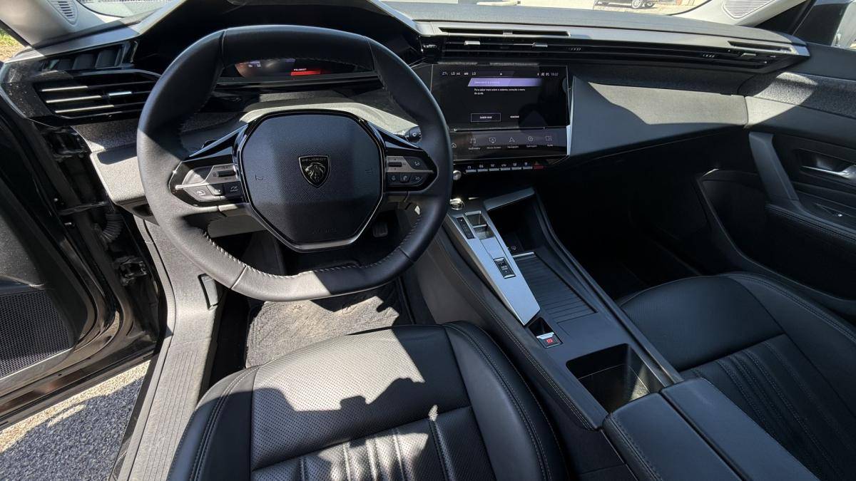 peugeot-408-2023-gasolina-1199cc