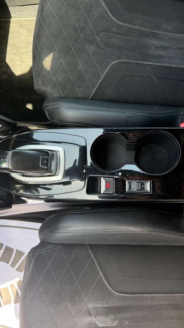 peugeot-2008-2021-gasolina-1199cc