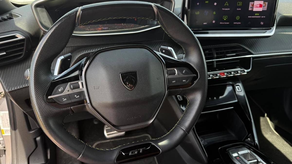 peugeot-2008-2023-gasolina-1199cc