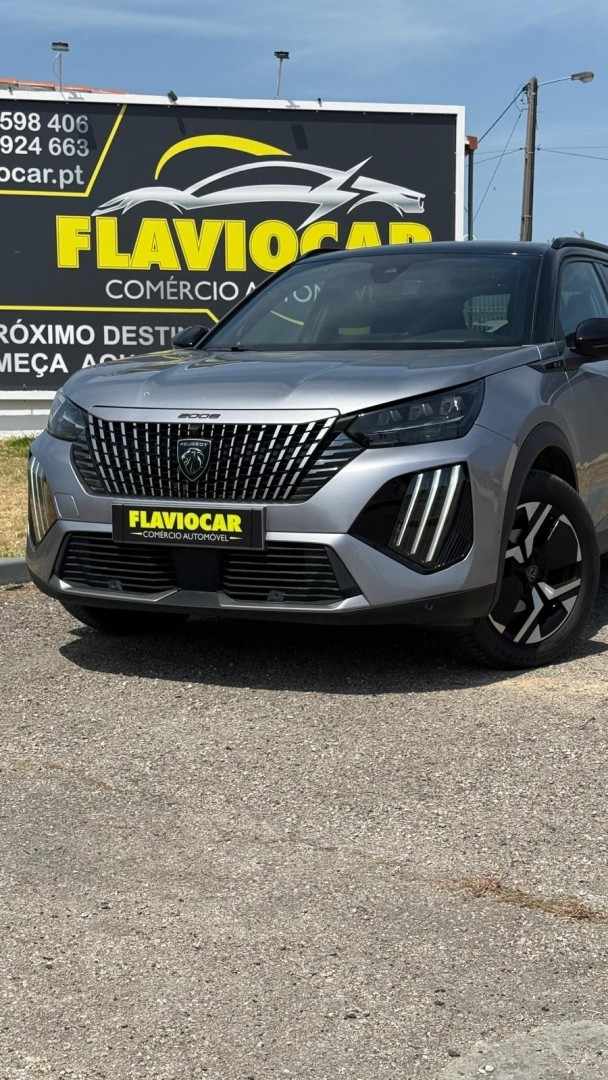 peugeot-2008-2023-gasolina-1199cc
