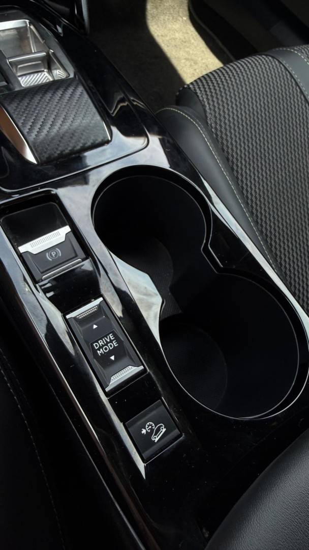 peugeot-2008-2023-gasolina-1199cc