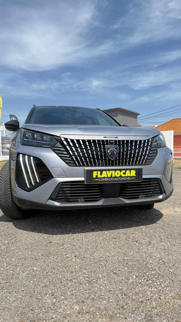 peugeot-2008-2023-gasolina-1199cc