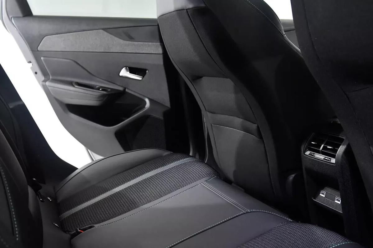 peugeot-308-sw-2024-gasolina-1199cc