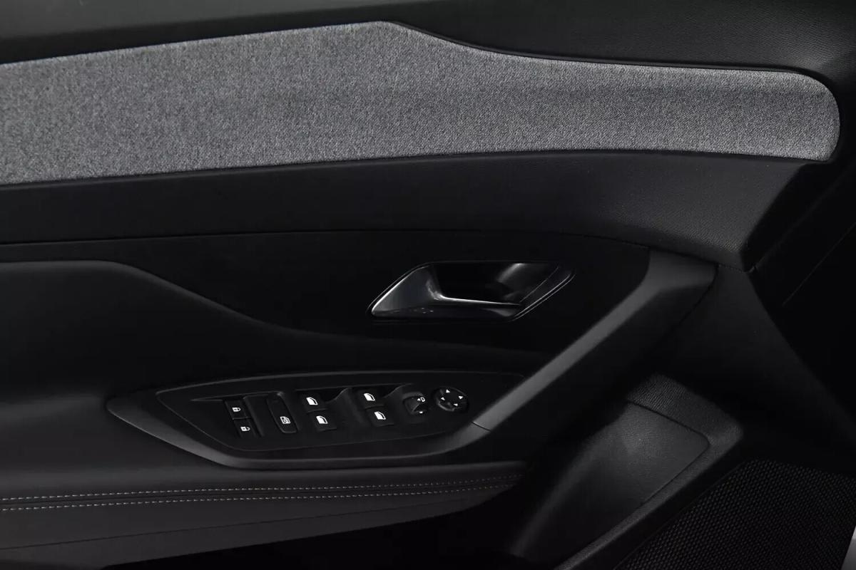 peugeot-308-sw-2024-gasolina-1199cc