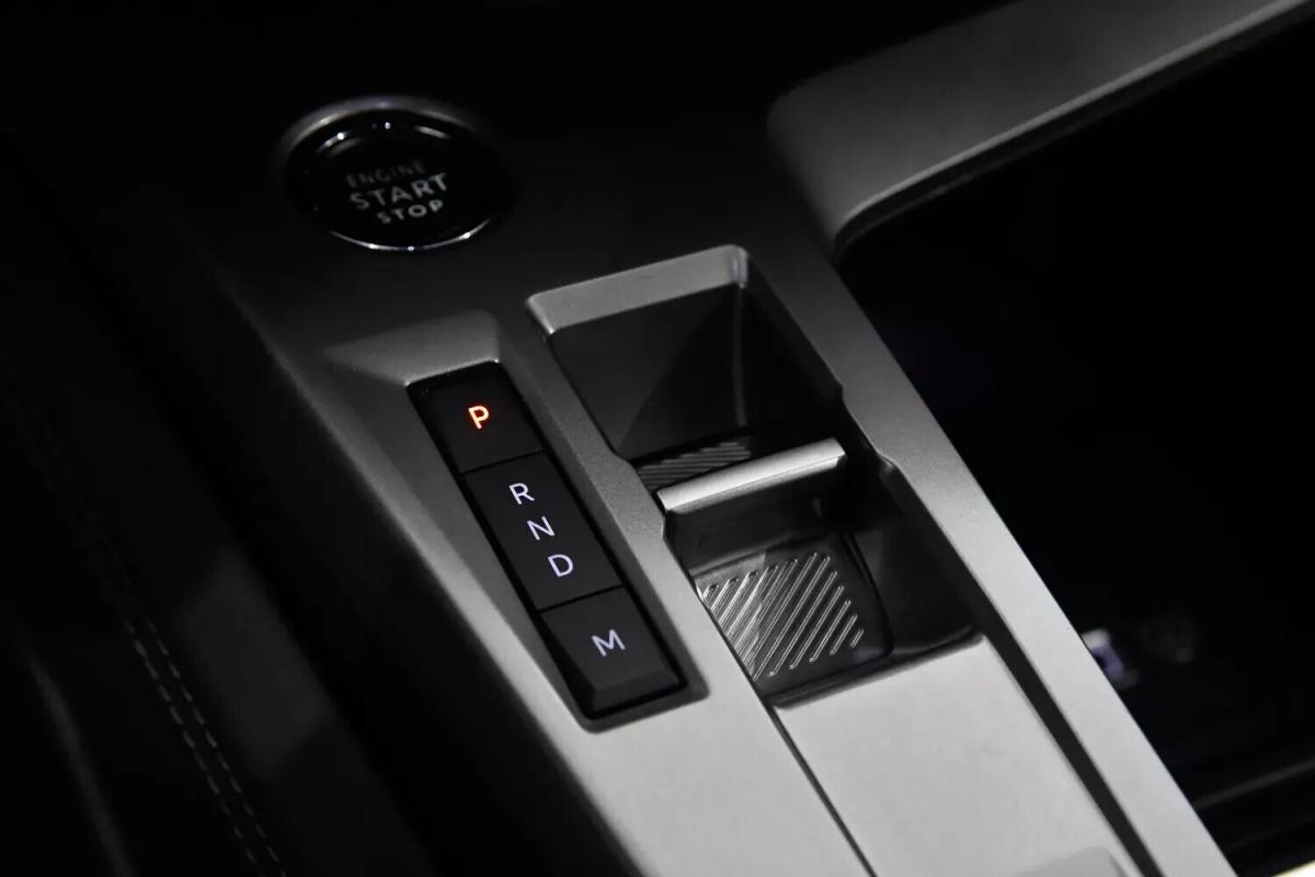 peugeot-308-sw-2024-gasolina-1199cc