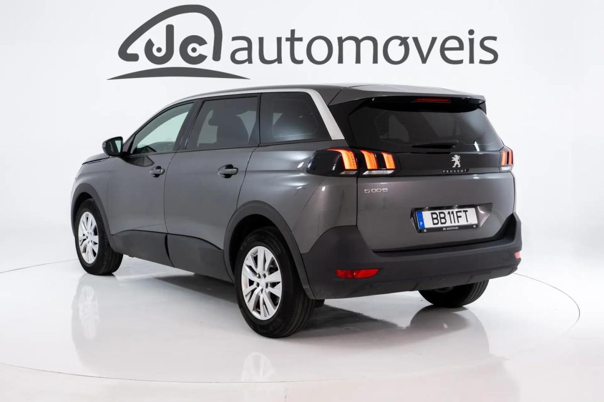peugeot-5008-2023-diesel-1499cc