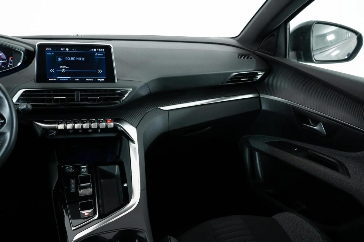 peugeot-5008-2023-diesel-1499cc