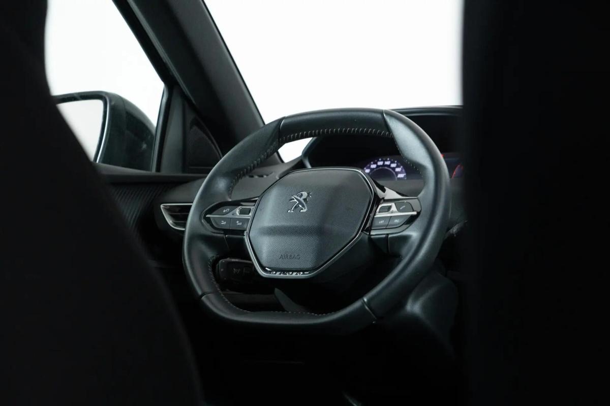 peugeot-5008-2023-diesel-1499cc