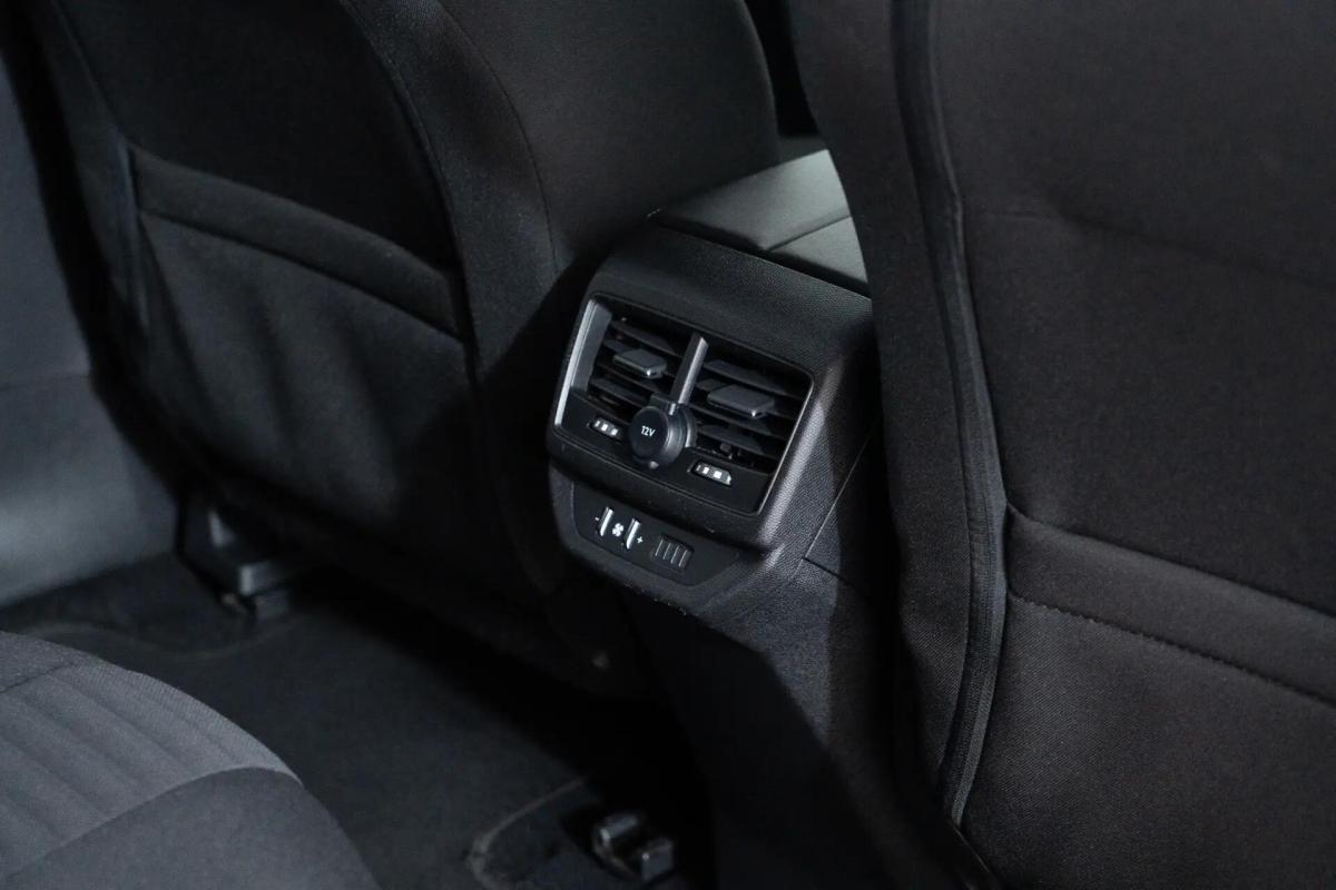 peugeot-5008-2023-diesel-1499cc