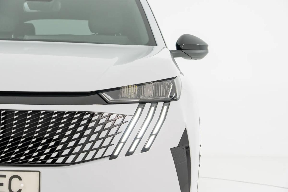 peugeot-3008-2025-gasolina-1199cc