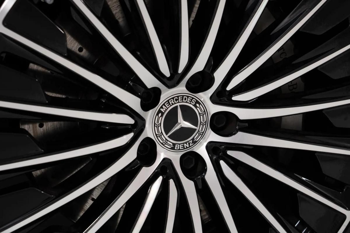 mercedes-benz-classe-e-e-300-e-2024-hibrido-a-gasolina-1991cc