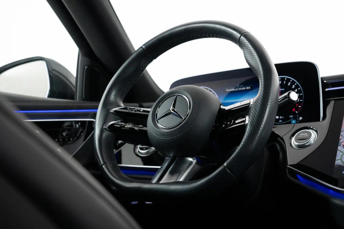 mercedes-benz-classe-e-e-300-e-2024-hibrido-a-gasolina-1991cc