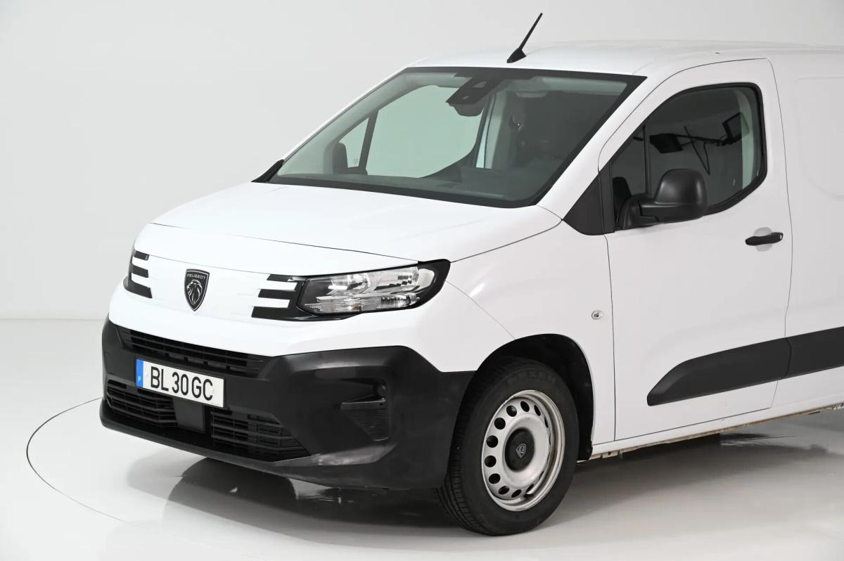 peugeot-partner-2024-diesel-1499cc