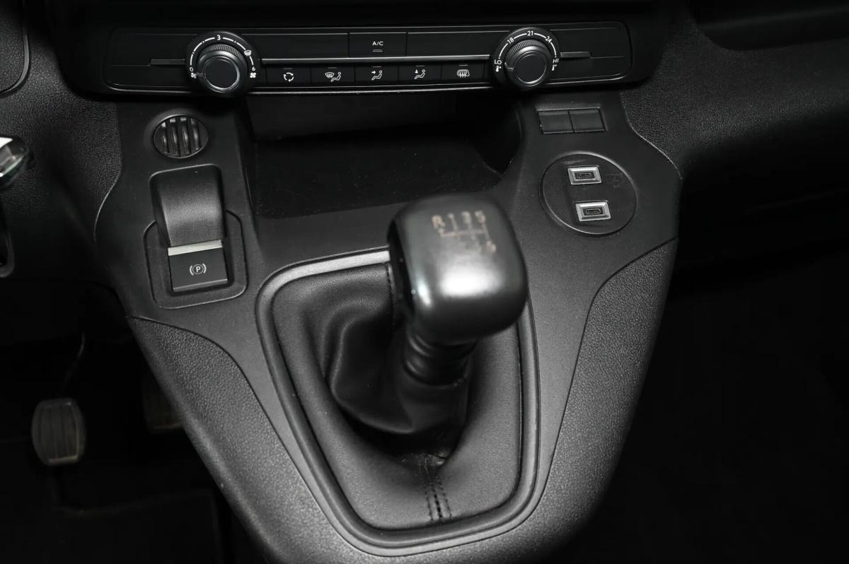 peugeot-partner-2024-diesel-1499cc