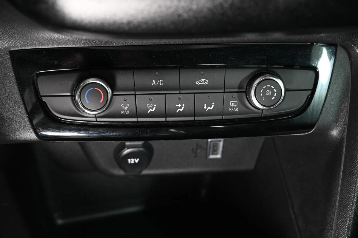 opel-corsa-2025-gasolina-1199cc